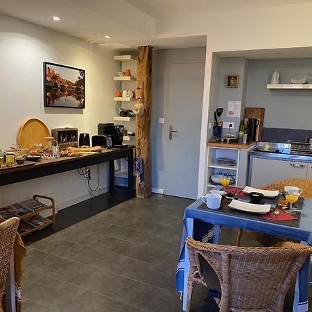 La Ligne Bed & Breakfast Angles-sur-lʼAnglin Екстериор снимка
